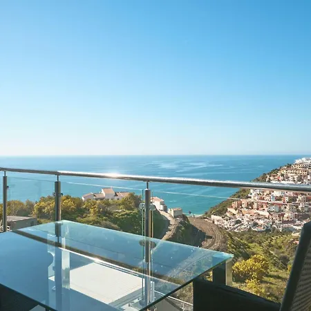 아파트 Penthouse Balcon Del Mar Deluxe 4 - 3 Terraces, Heated Pool & Sea Views In 네르하