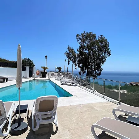 아파트 Penthouse Balcon Del Mar Deluxe 4 - 3 Terraces, Heated Pool & Sea Views In